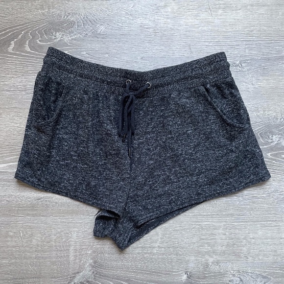 Urban Outfitters Pants - Urban Outfitters Black Sweatshorts Sz. M